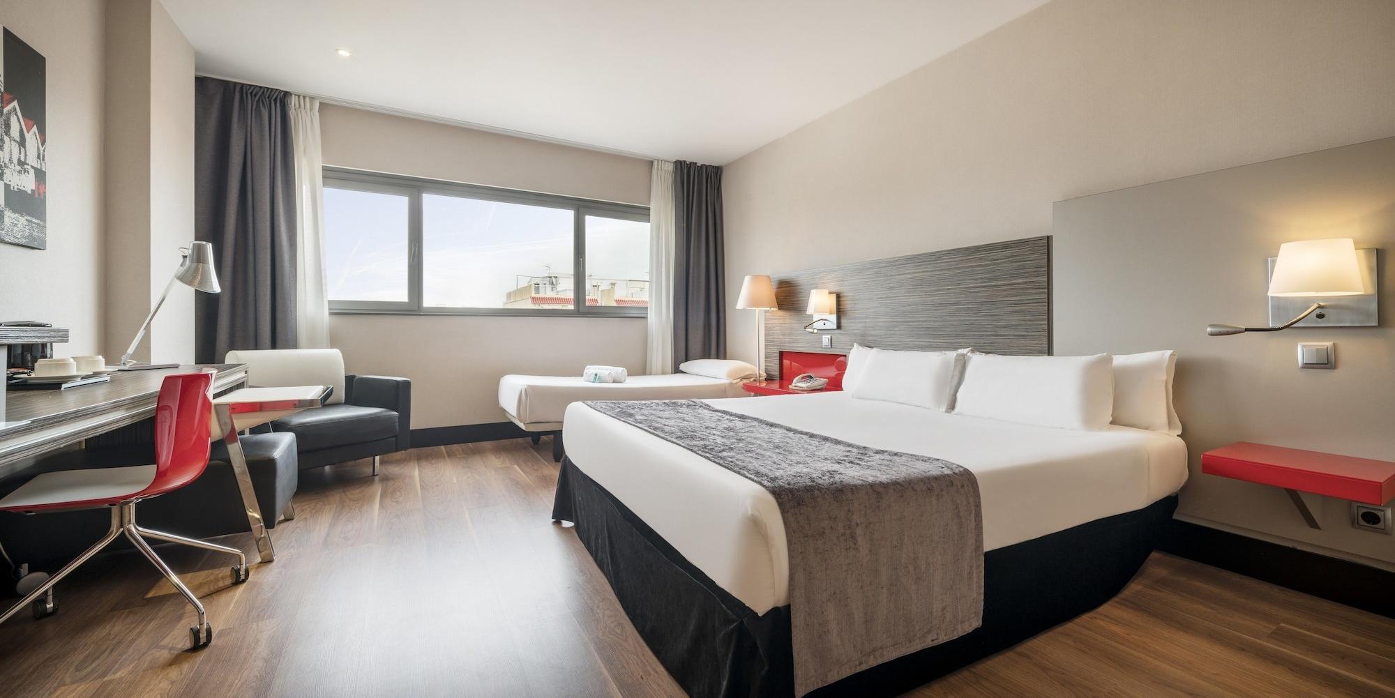 Ilunion Barcelona Hotel Exterior photo